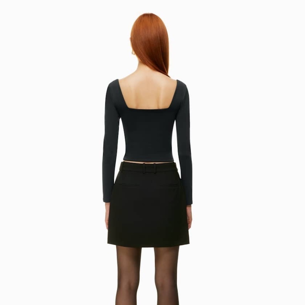 Aritzia Babaton Contour Square Neck Black Long Sleeve Cropped Top Medium Women’s - Picture 2 of 7